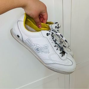 Men’s Von Dutch White Sneaker Size 9